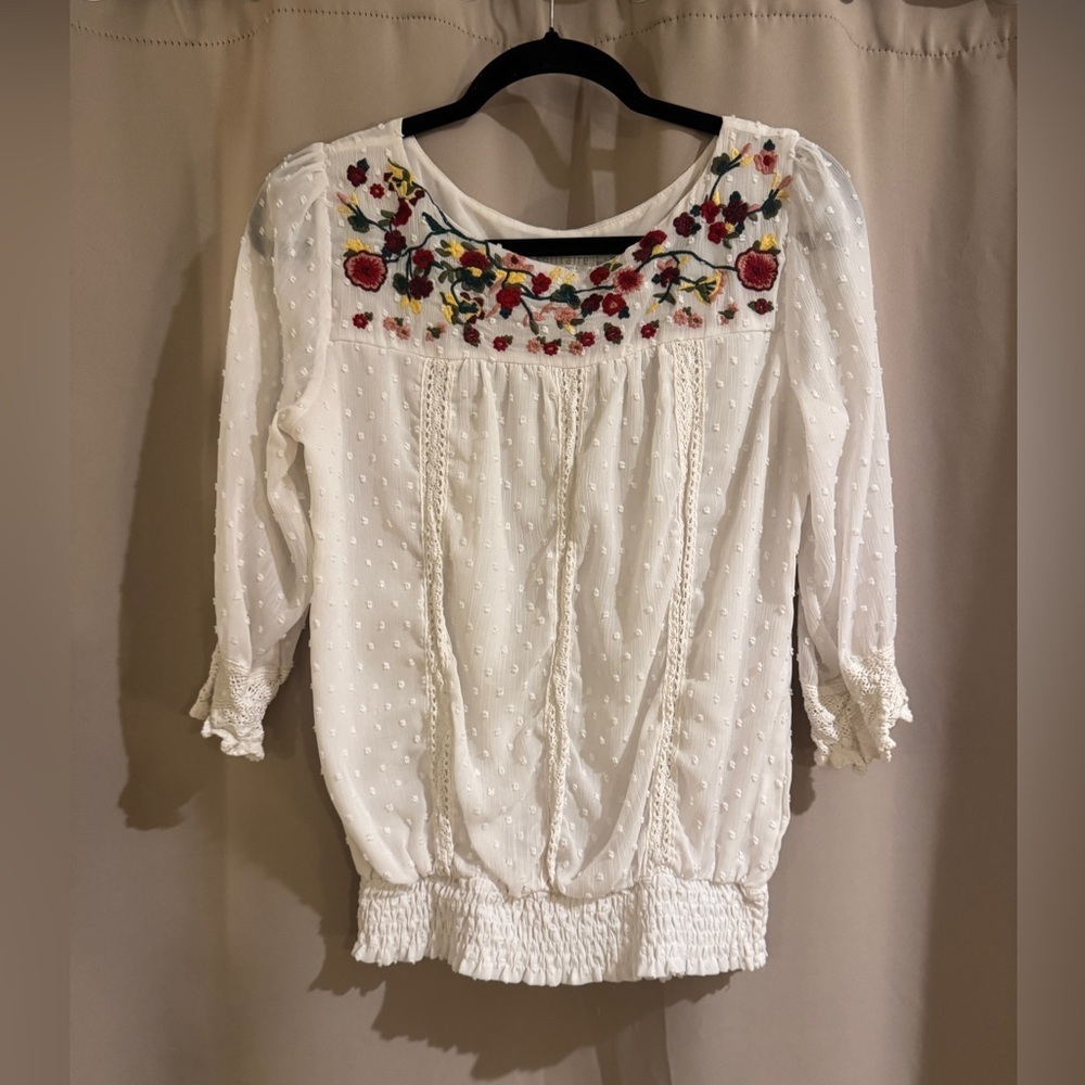 Solitaire White Blouse with Floral Embroidery